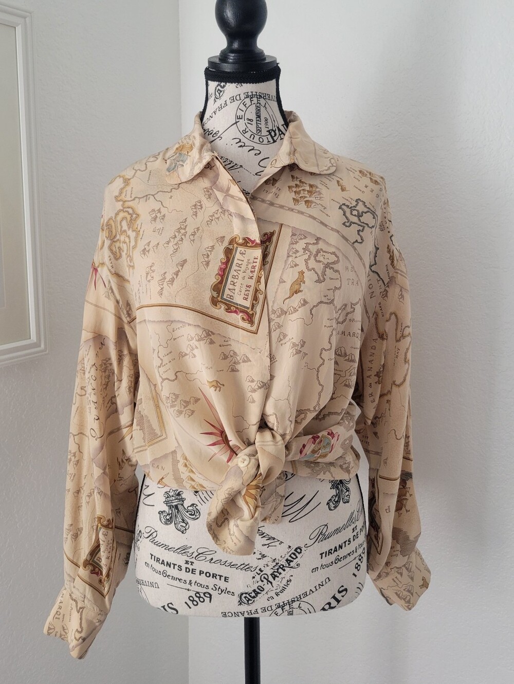 Vintage Linda Allard For Ellen Tracy 100% Silk Blouse Maps Print Size 6 Petite